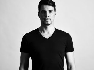 Artist Interview: 1-on-1 with Thomas Gold