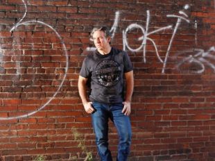 Artist Interview: 1-on-1 with John Vento