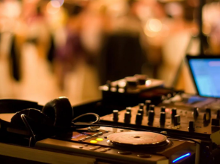Top 7 Must-Have Wedding Songs for Your DJ on Your Special Day