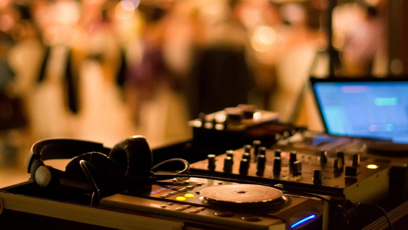 Top 7 Must-Have Wedding Songs for Your DJ on Your Special Day