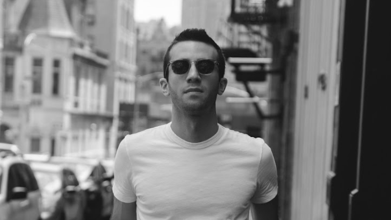 Exstra shares enchanting new single "Round & Round" featuring Frýnn + Exclusive Interview