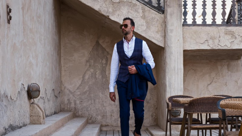 Tips for Staying Cool During Business Trips to Hot Climates