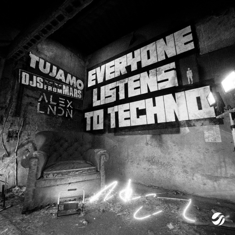 Everyone Listens to Techno Everyone Listens to Techno