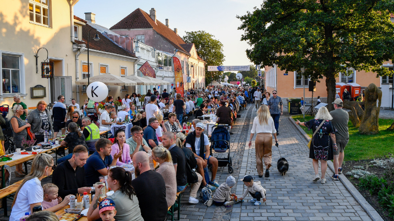 Why Small-Town Summer Events Still Bring People Together